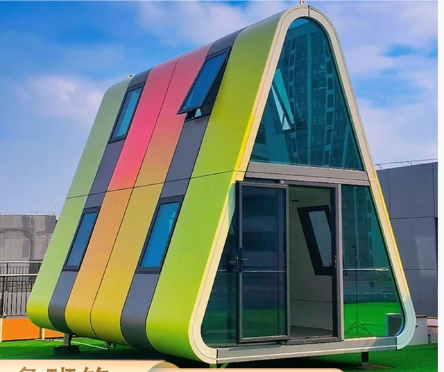 Maison modulaire cr&eacute;ative intelligente en acier l&eacute;ger, conteneur pour Camping, groupe de riz, famille d'accueil, activit&eacute; de cuisine, conception de maison triangulaire